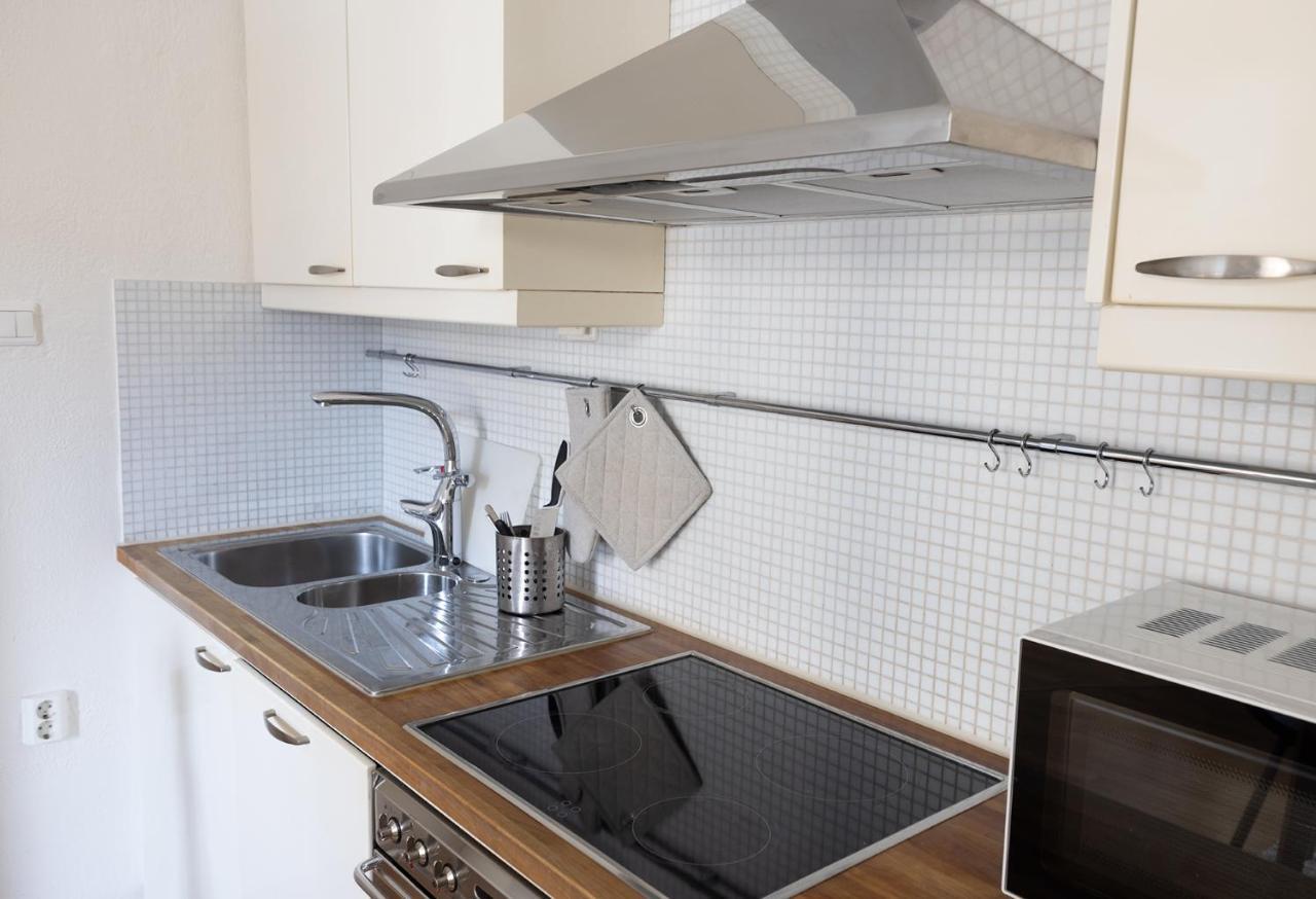 2Ndhomes Cozy And Spacious Studio In Idyllic Katajanokka Helsingfors Exteriör bild
